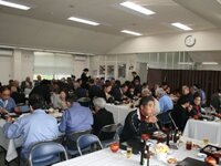 （上場記念食事会）