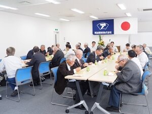 （OB・OGの方々との懇談会）